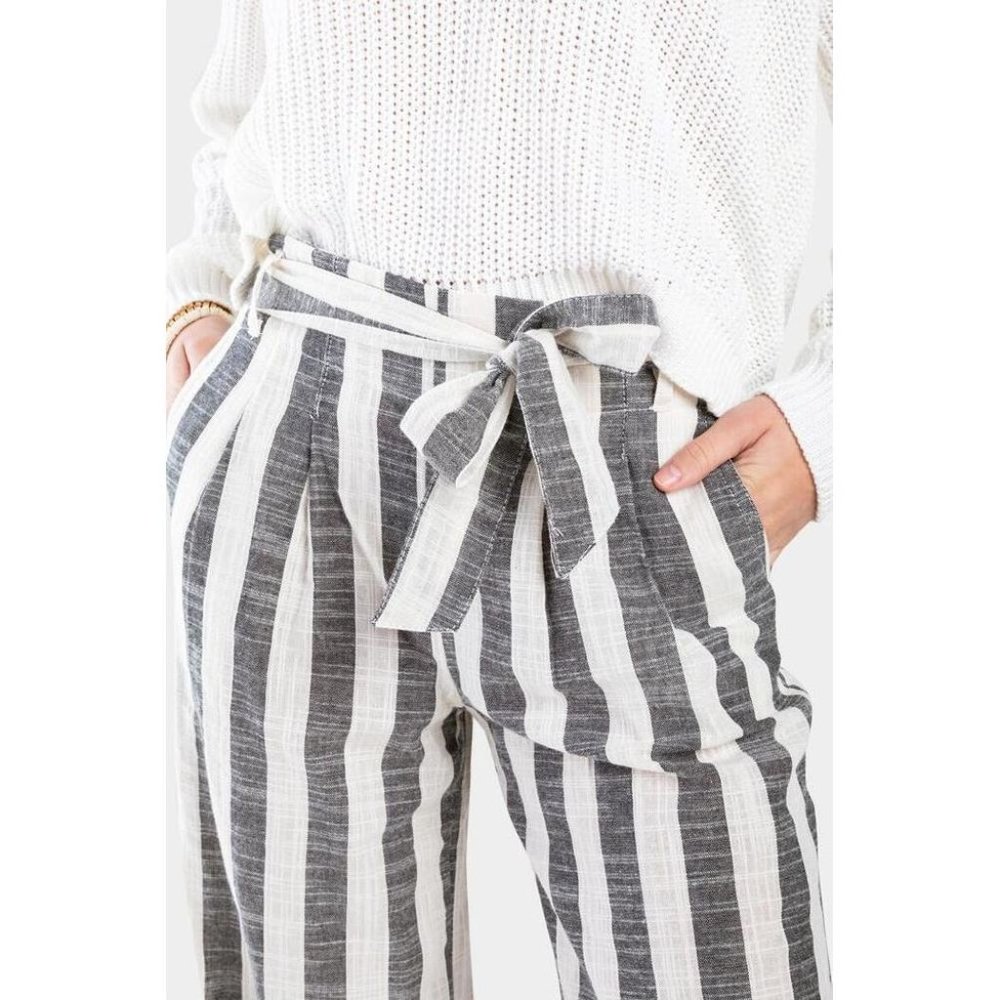 Francesca's Indigo Rising Belted Linen Pants Wide Leg - Picture 5 of 7